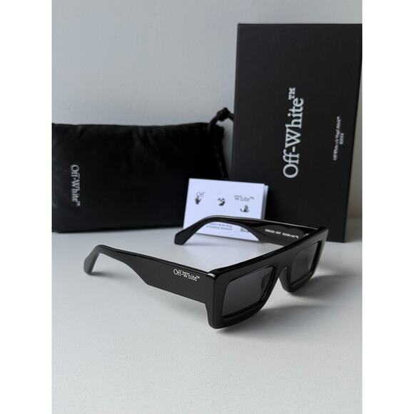 NEW Off White Ontario Black Unisex Sunglasses - Picture 3 of 6